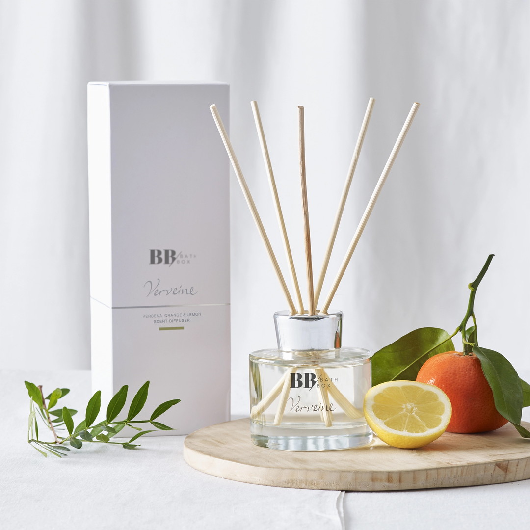 Verveine Bambu Çubuklu Oda Kokusu — Mine Çiçeği, Portakal & Limon, Reed Diffuser 120 ml