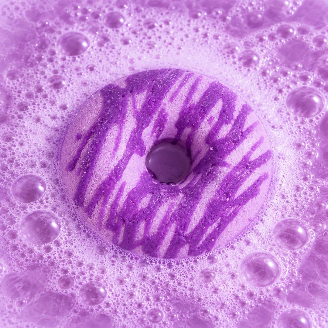Lavantalı Büyük Donut Banyo Topu — Nem Bombası, Jakuzi & Küvet Topu, 150 gr